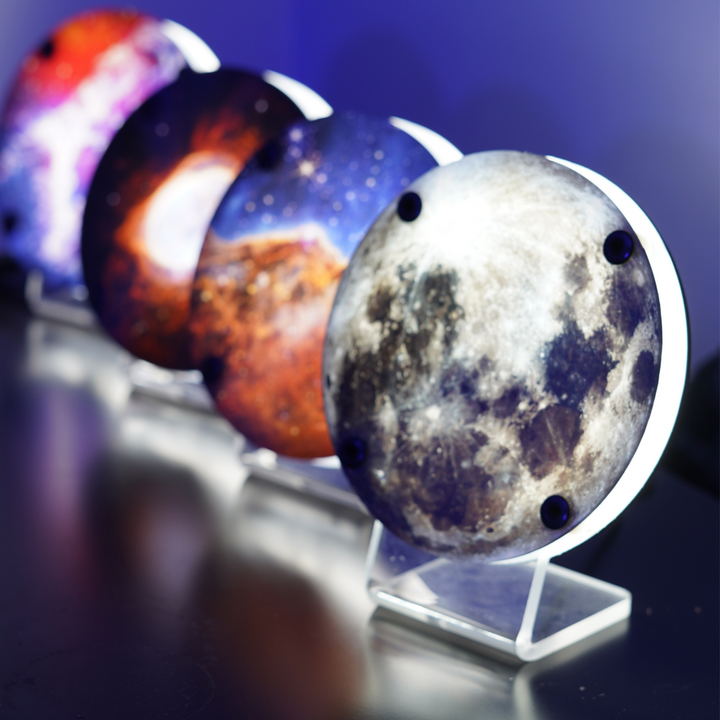Moon LED Desk Lamp - Outer Space Desk Lamp - Wall Played